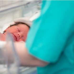 salusone_emergencia_neonatal